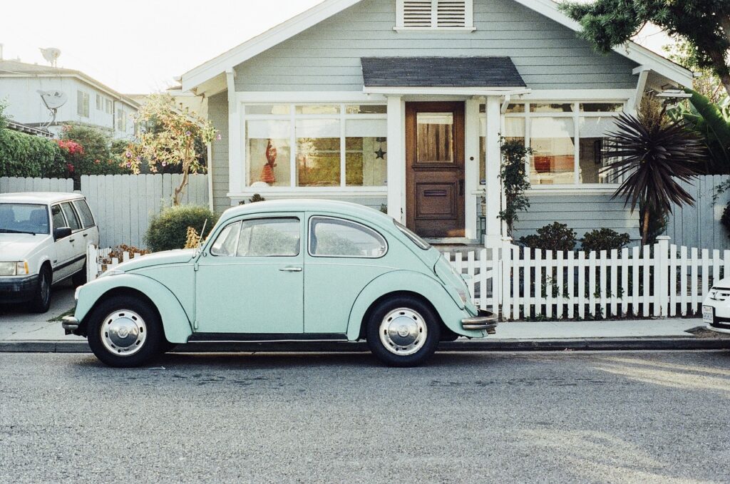 vw beetle, volkswagen, classic car, car, vintage, oldtimer, vehicle, automobile, old, car wallpapers, auto, classic, transport, transportation, drive, house, street